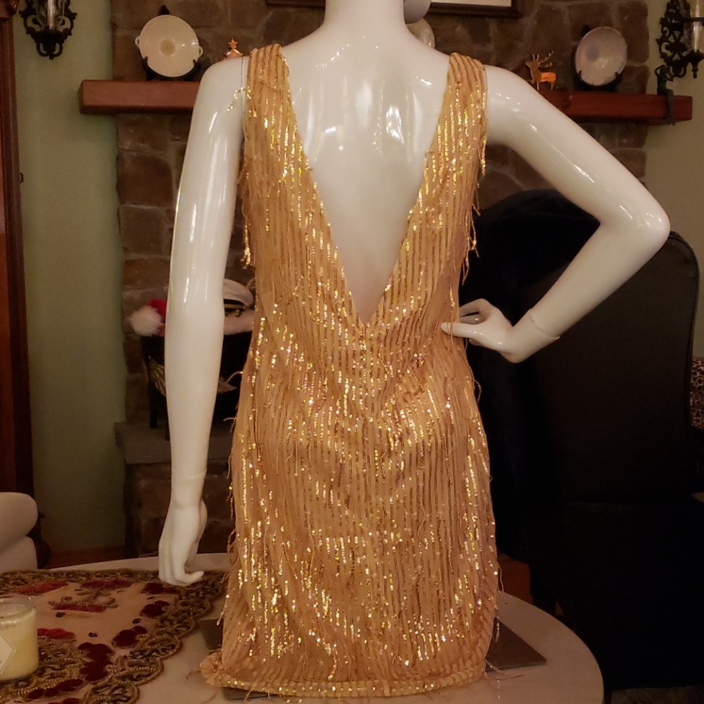 NWT gold sequin v-neck cocktail dress m - Picture 4 of 13